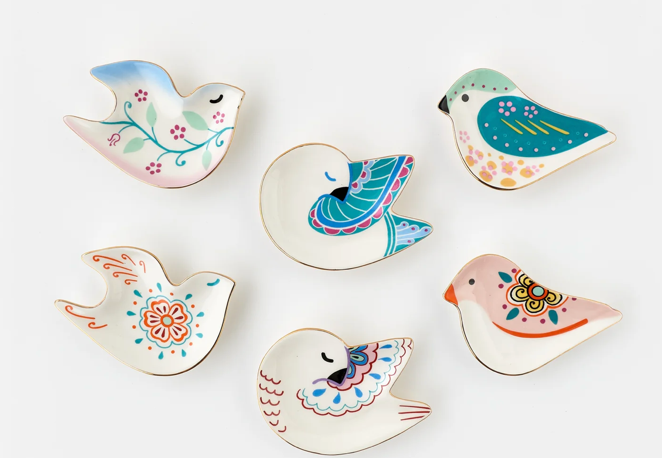 Porcelain Bird Dish w Gold